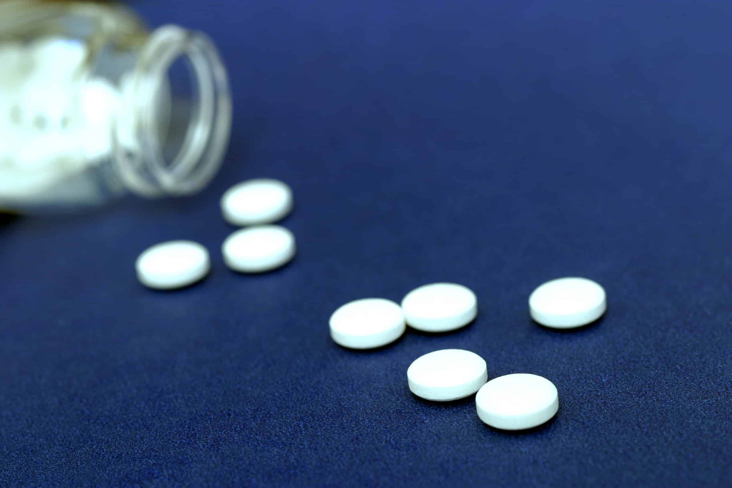 M 3 White Round Pill Side Effects - 3vfnxjt