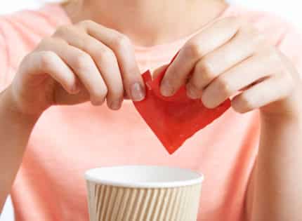 Study discusses a link between artificial sweeteners and brain risks