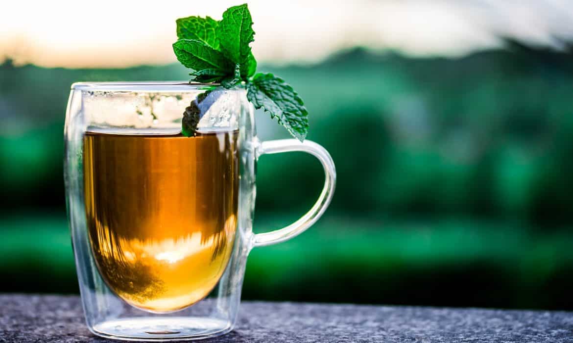 Health benefits of tea match those of coffee