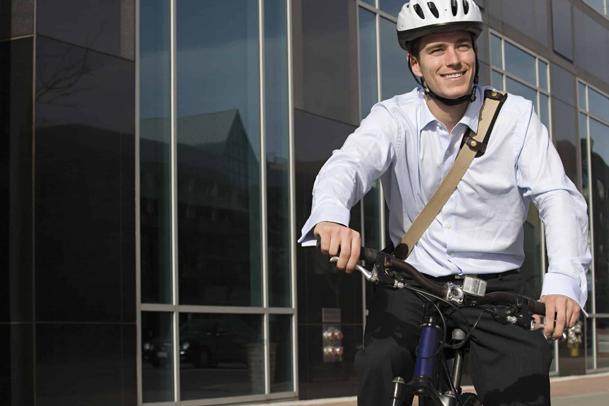 Do you signal? : r/bikecommuting
