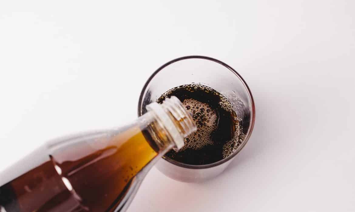 Does drinking diet soda raise the risk of a stroke?