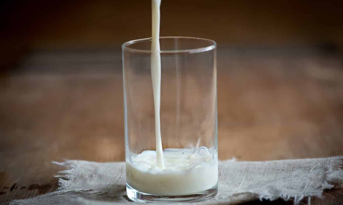 How to Pick the Best Non-Dairy Milks