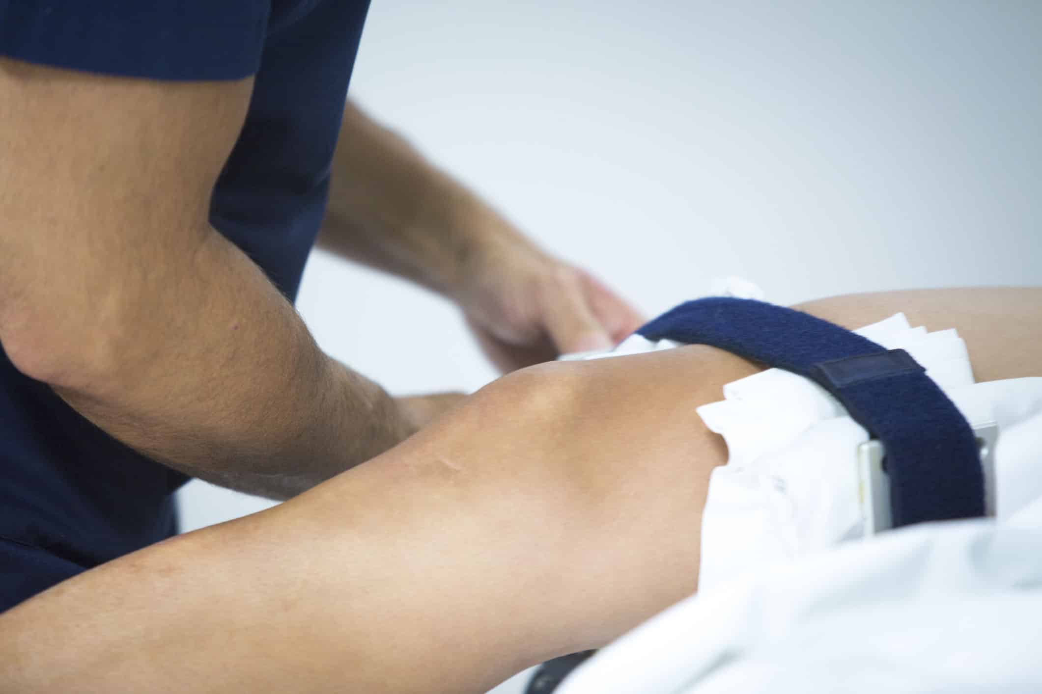 Surgeons Are Doing Fewer Knee Surgeries - Chicago Health