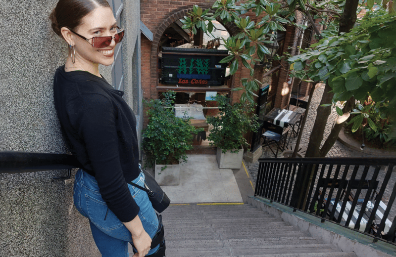Sofía Stutz during her trip to Argentina after Surgery. Advanced imaging helped diagnose and treat pre-arthritic knee pain